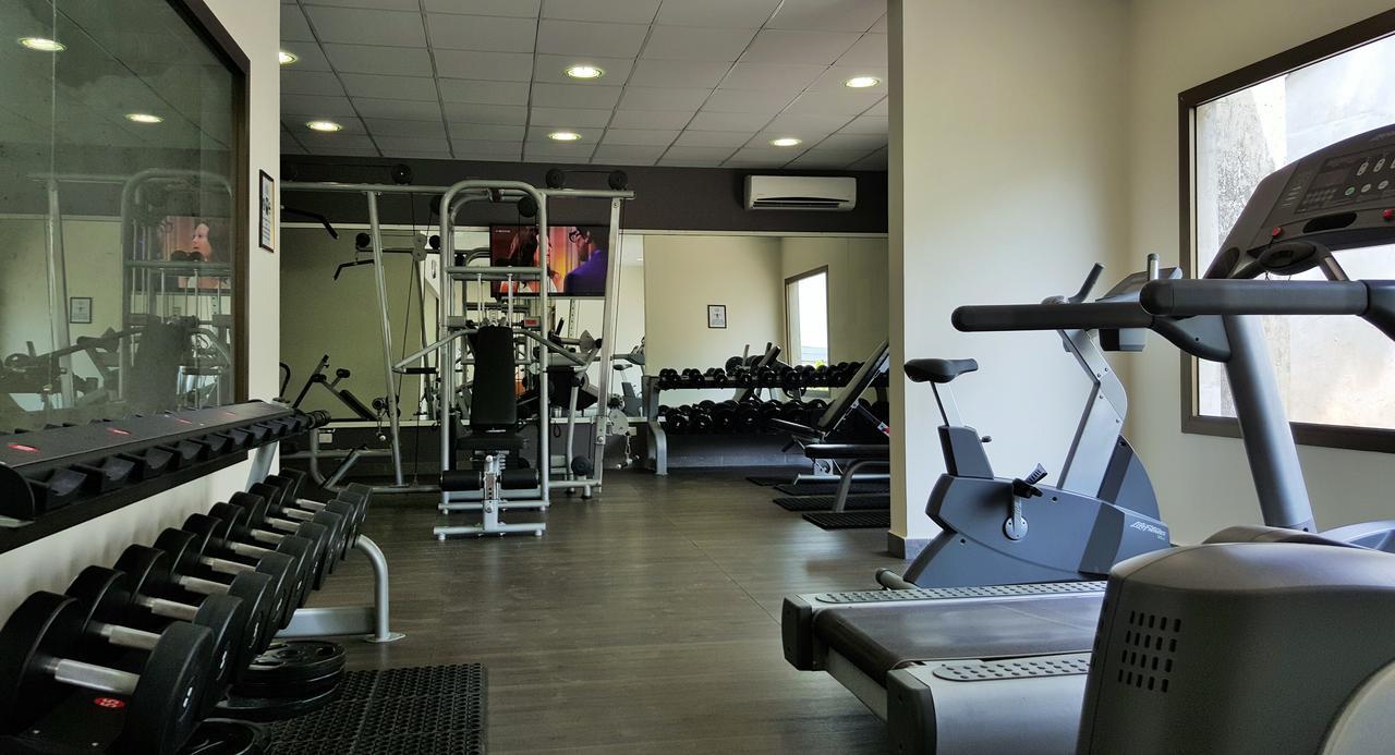 Mamba Point Hotel Monrovia Zewnętrze zdjęcie