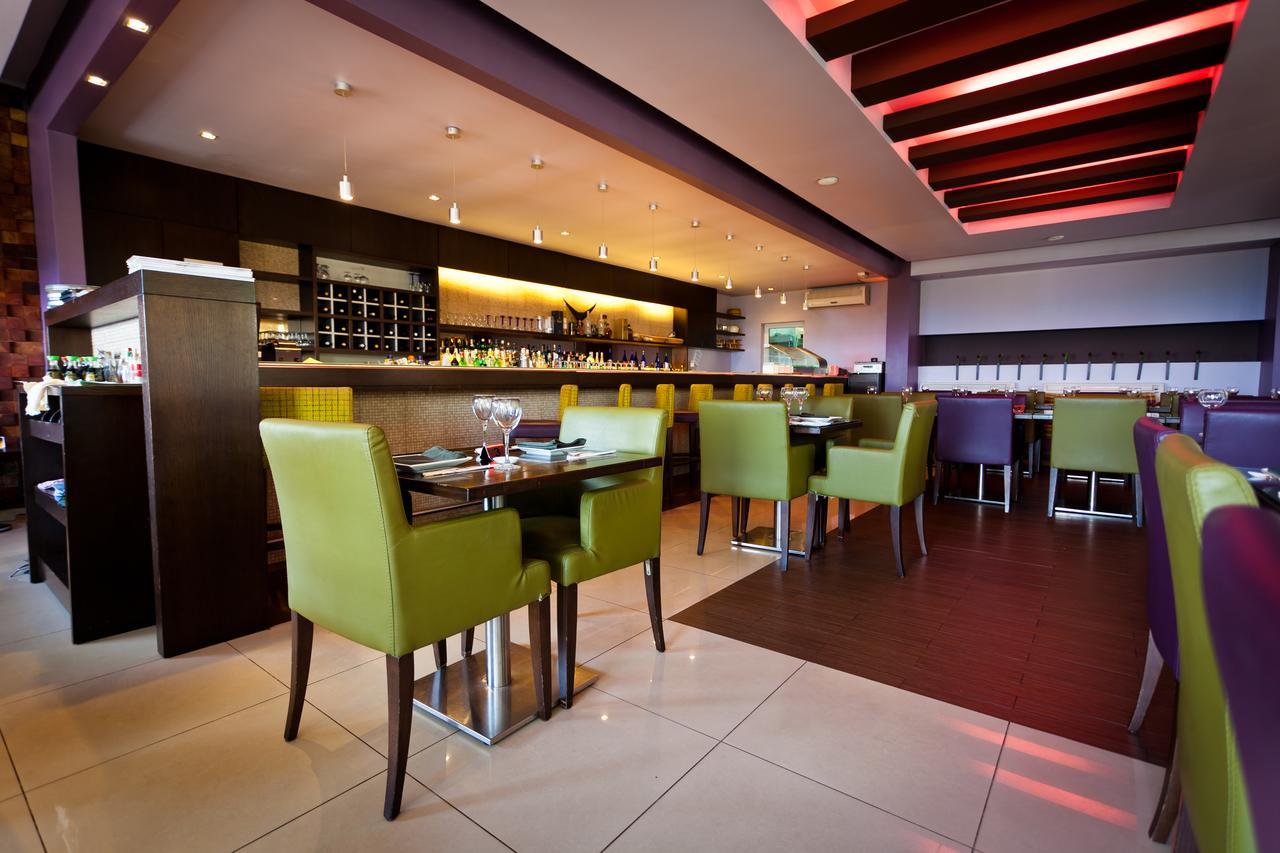 Mamba Point Hotel Monrovia Zewnętrze zdjęcie