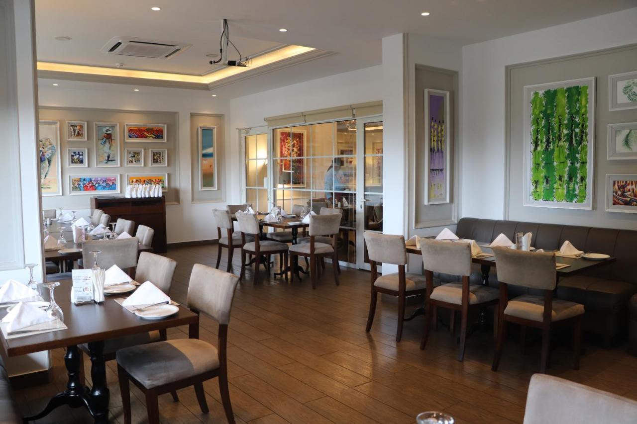 Mamba Point Hotel Monrovia Zewnętrze zdjęcie