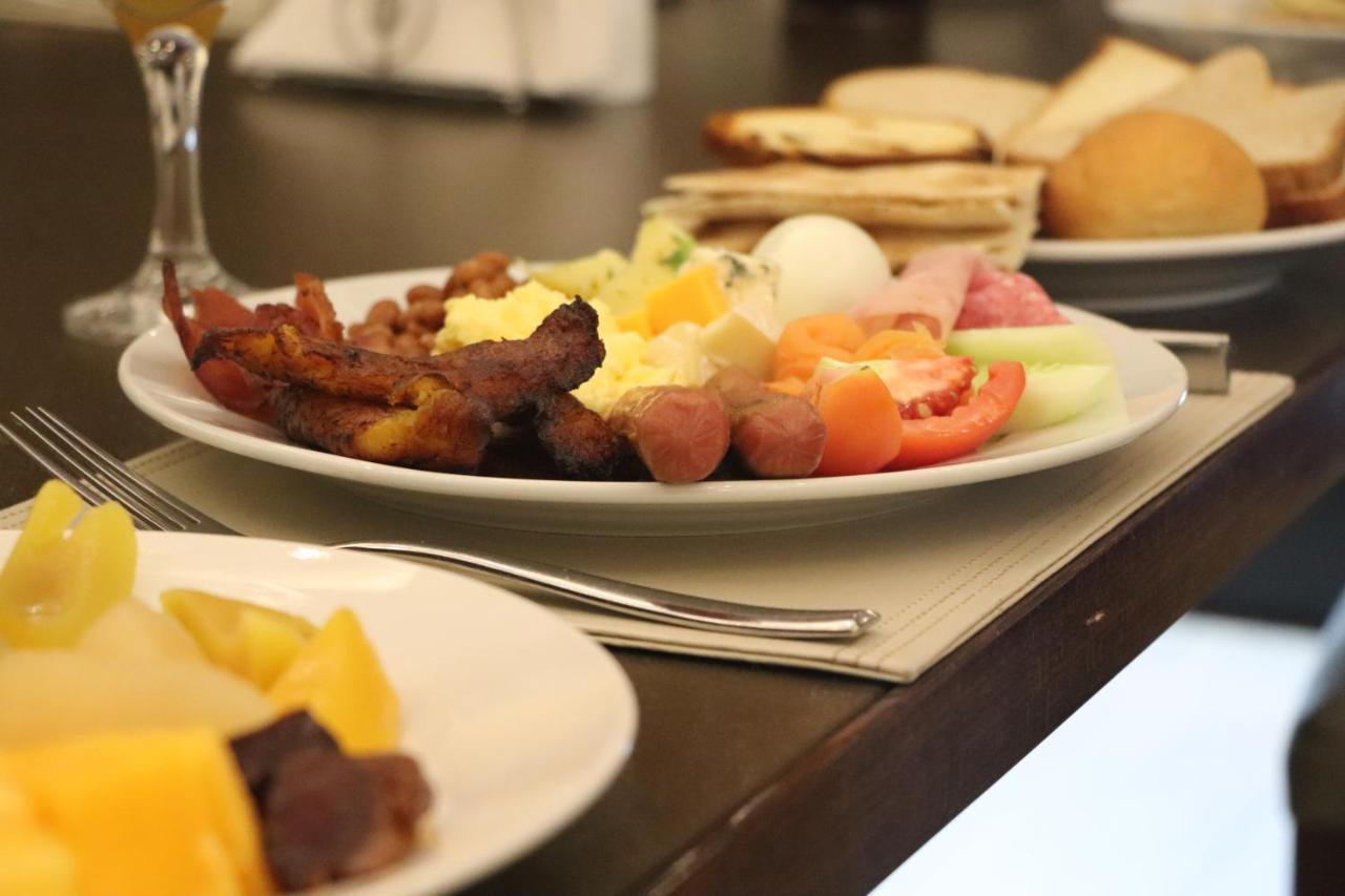 Mamba Point Hotel Monrovia Zewnętrze zdjęcie