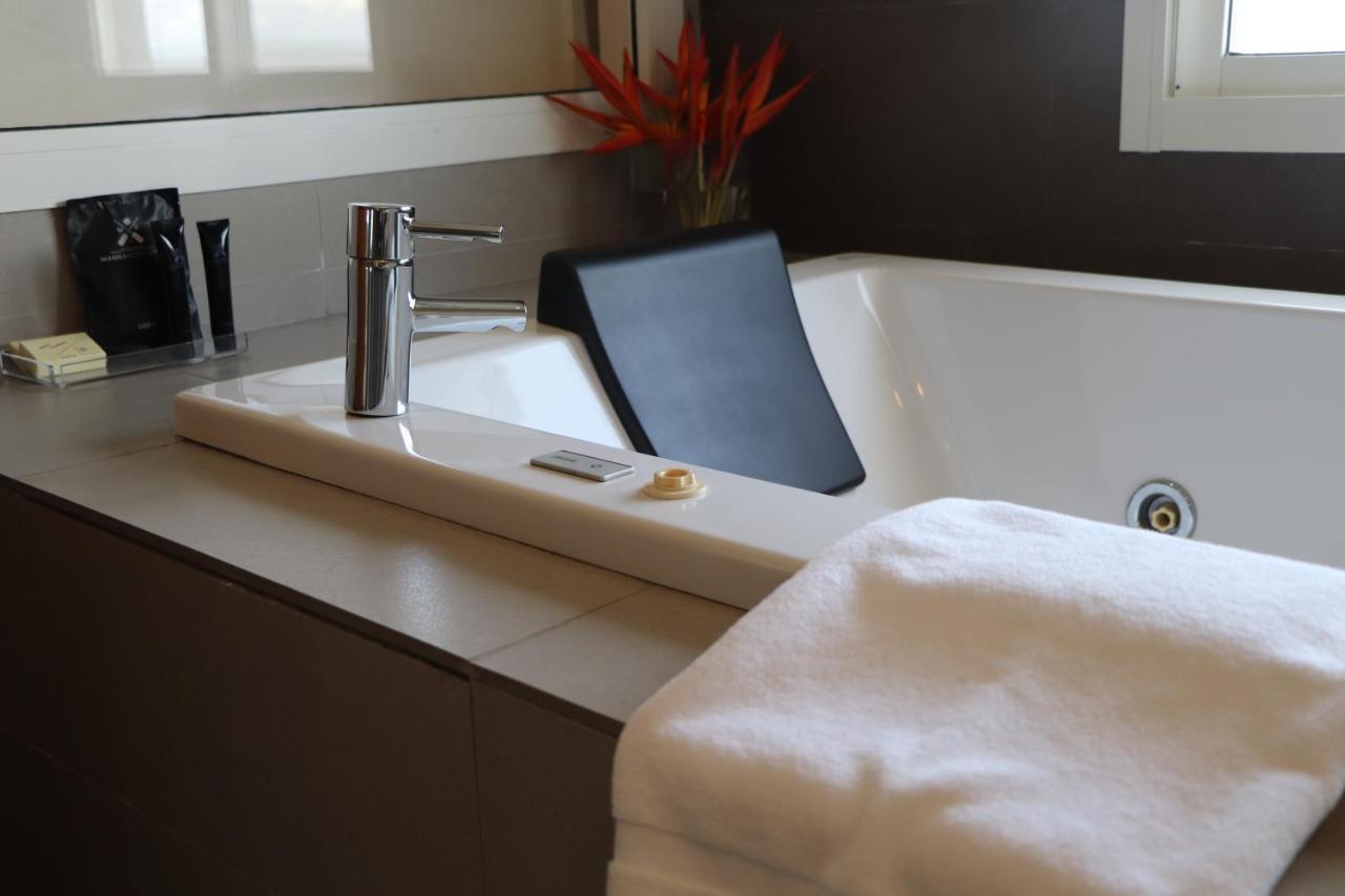 Mamba Point Hotel Monrovia Zewnętrze zdjęcie